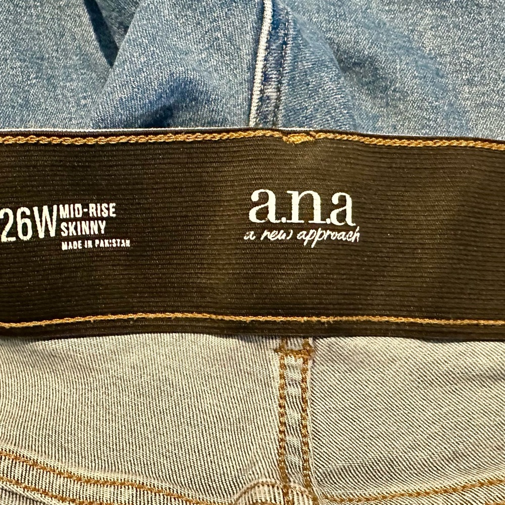 👖 a.n.a Women’s Plus Skinny Jeans – Med Brilliant Blue - Size 26 👖 - Picture 7 of 10
